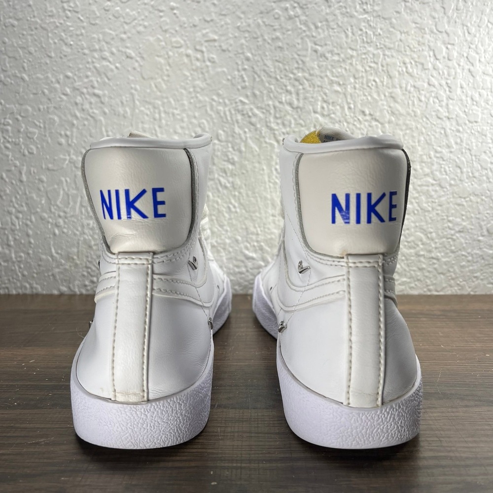 Nike Blazer Mid 77 SE Women's White Shoes - Women's Size 7.5 - Picture 7 of 9